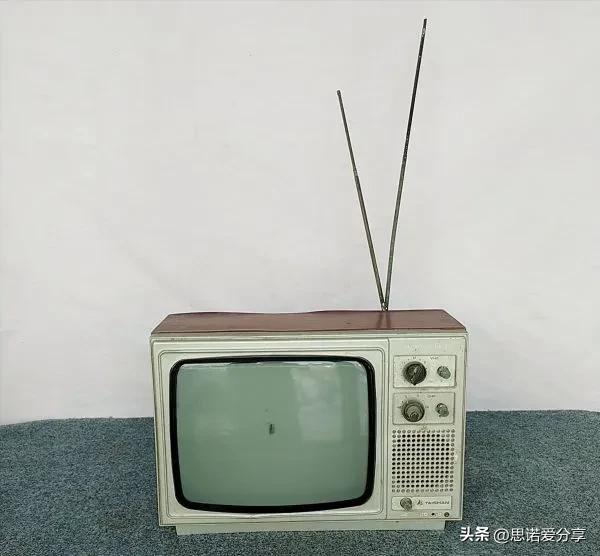 儿时的生活历历在目,儿时的记忆和现实的生活