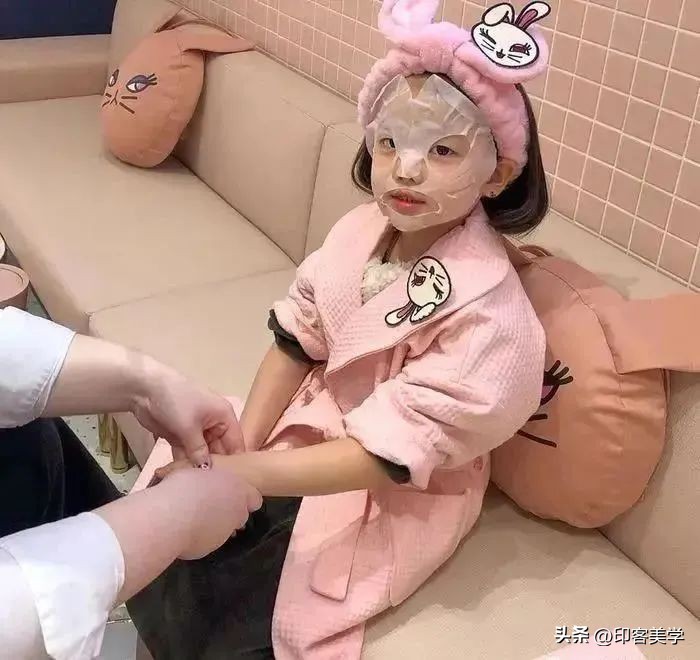 网红毒害青少年的案例,网红毁掉青少年