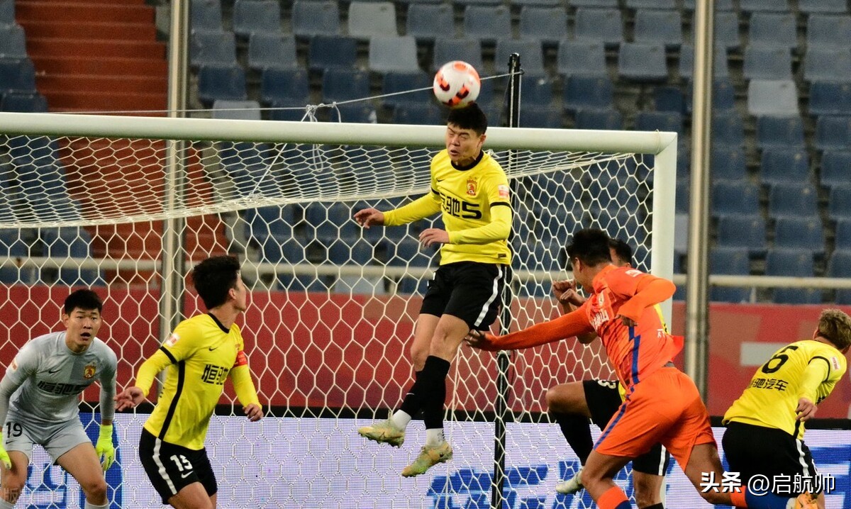 冻过水？京媒曝广州队“老巢不保”，粤媒看衰很快被同城兄弟超越