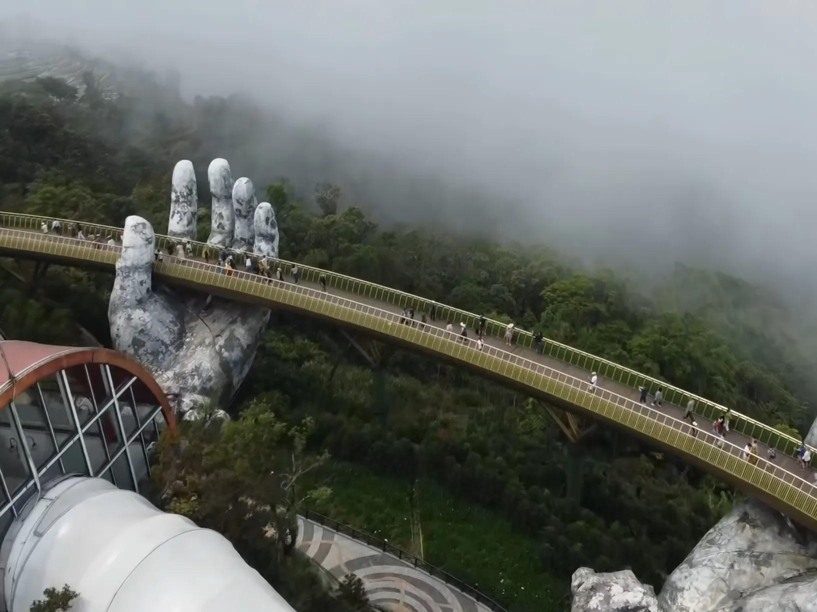 入境越南详细流程资料图,入境越南收小费