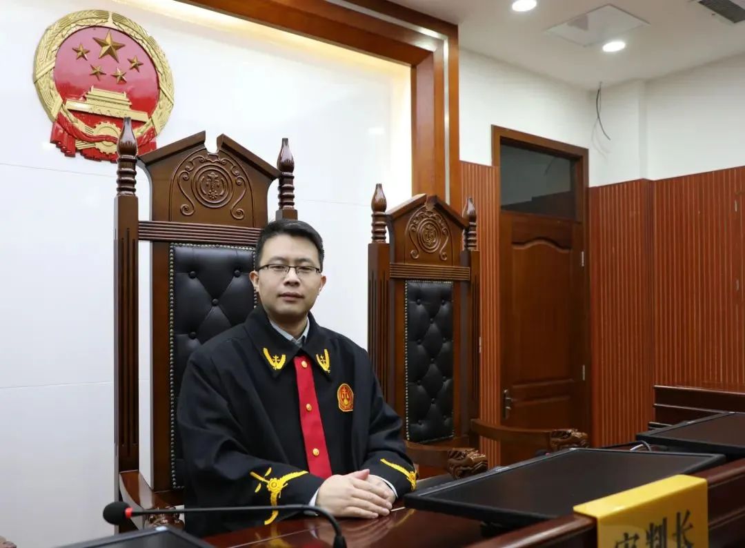 在校大学生兼职能构成劳动关系,大学生兼职期间是否属于劳动关系