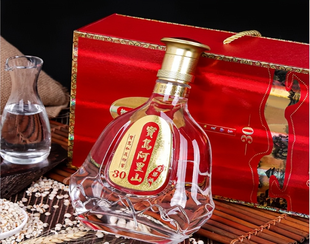 口口留香回味无穷,台湾阿里山高粱酒58度600ml18年窖藏