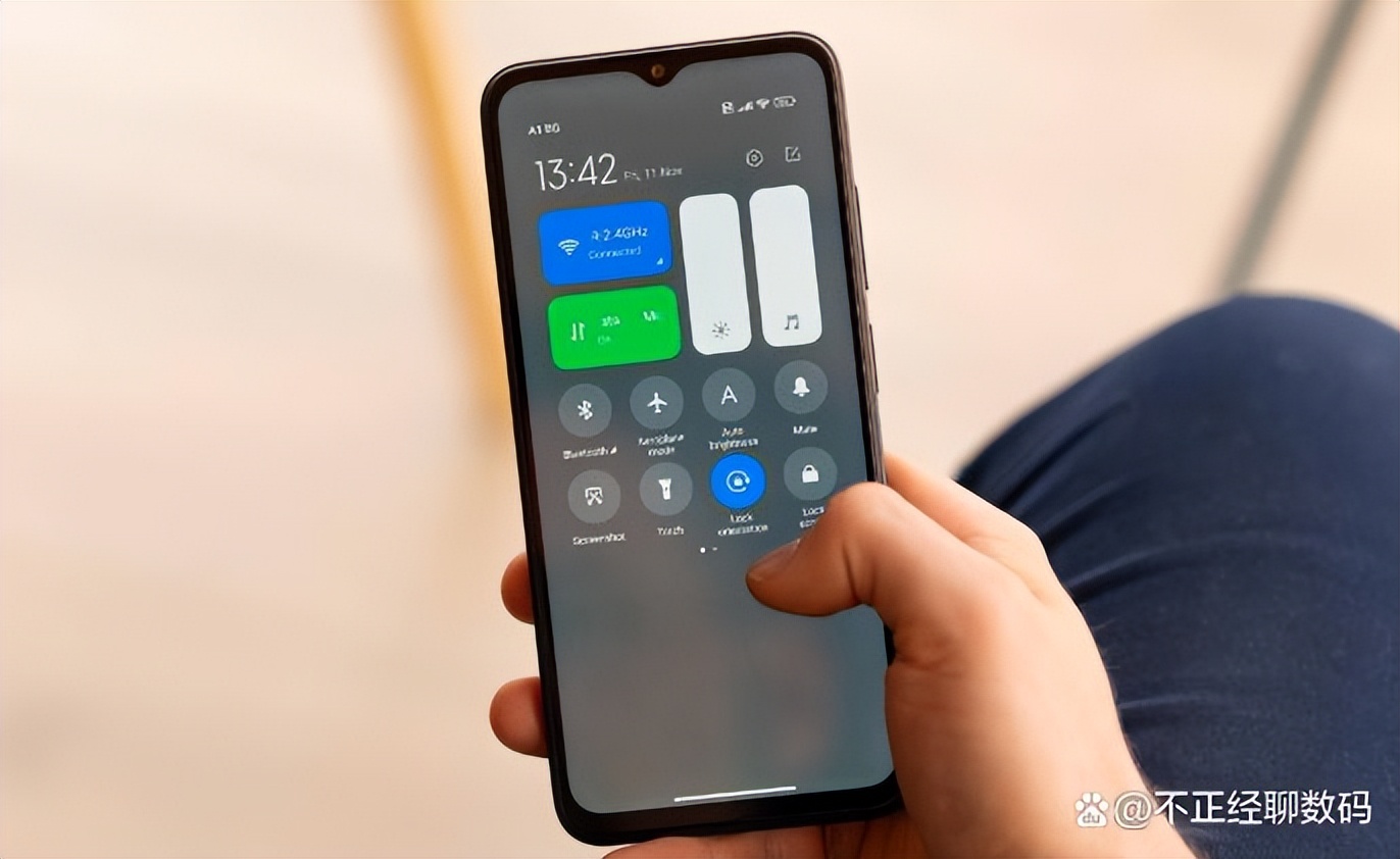 小米poco值得入手吗,小米pocom5系列将发布