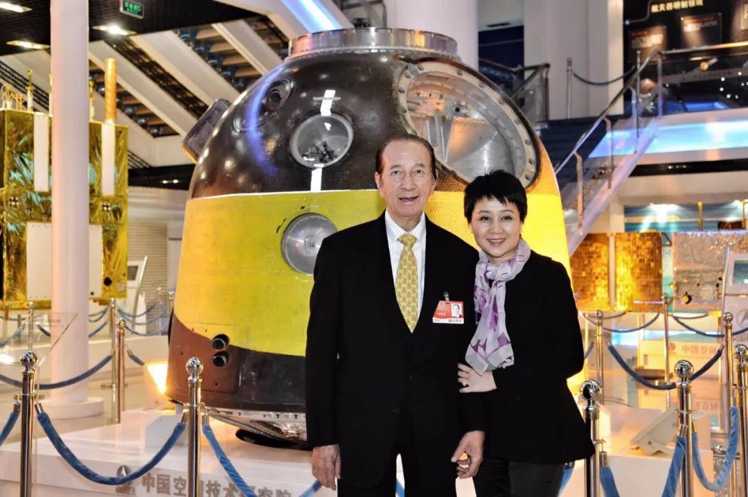 澳门千金何超盈,豪门嫁女何超盈结婚