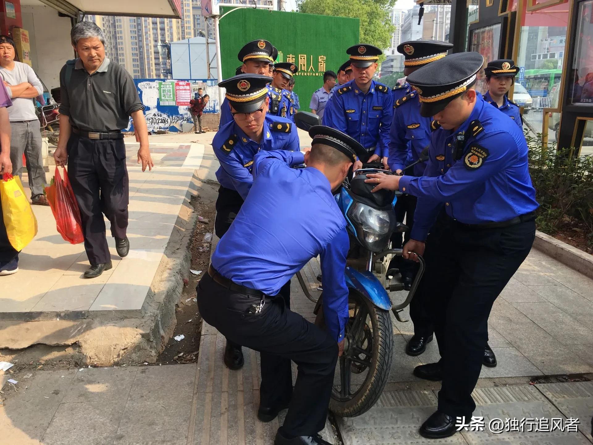 服务于群众的城管，为何名声越来越差？到底是谁在抹黑城管？