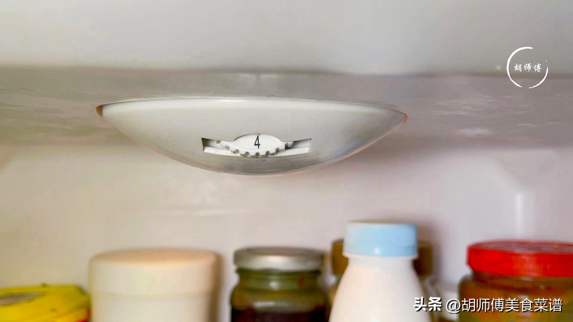 冰箱结冰太厚怎么让它融化小妙招,冰箱结冰怎么使冰快速掉落