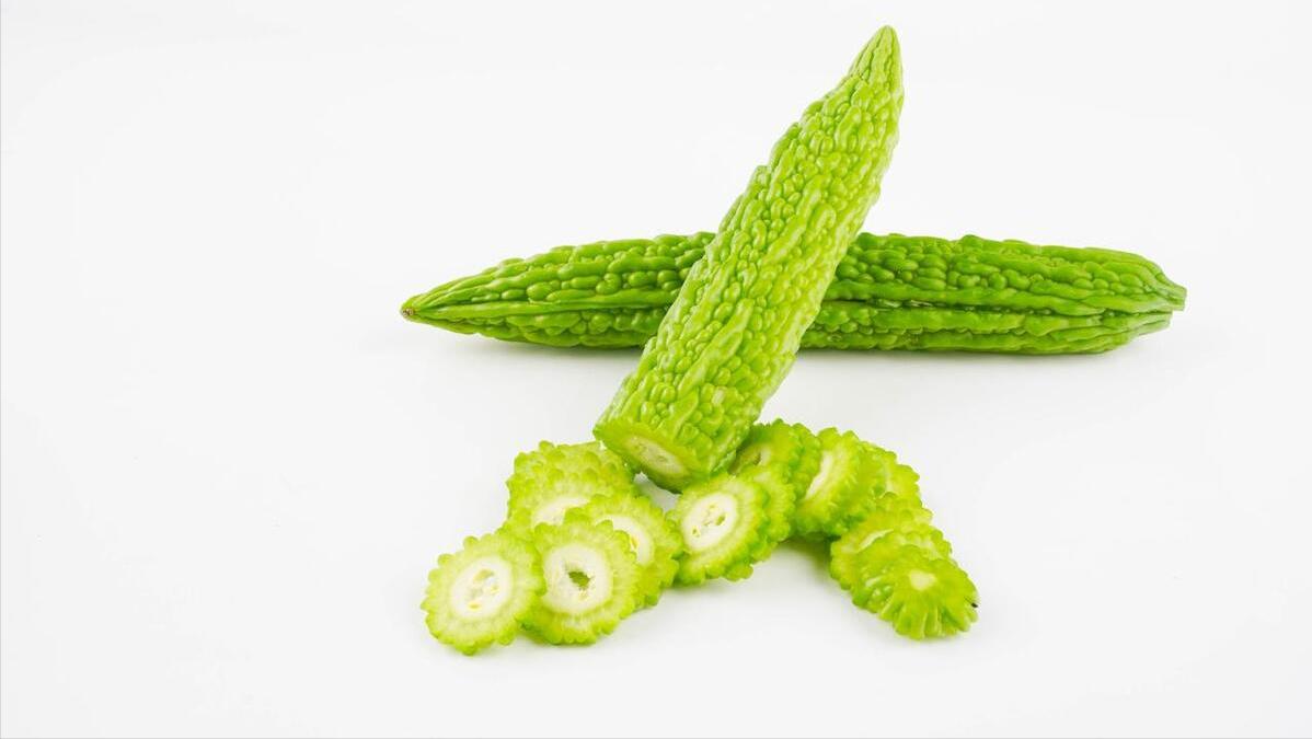 每天一个鸡蛋对恢复肝脏好吗,鸡蛋冲开水对肝脏有好处吗