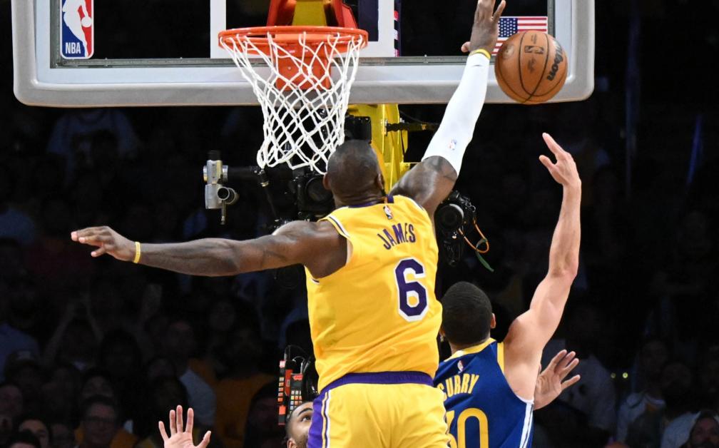 从总决赛1-3落后到抢七大战,从全败垫底到全胜登顶