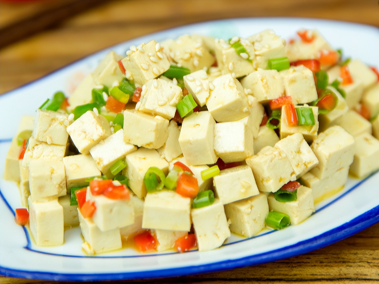 凉拌菜用的明油是什么,如何让凉拌菜的辣椒油飘香