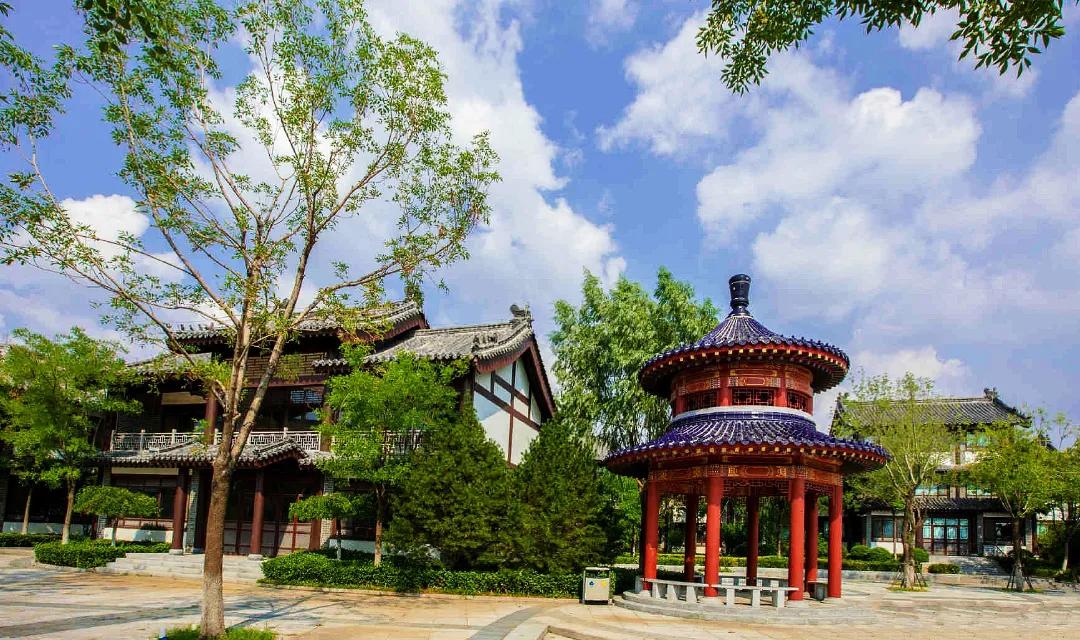 济南夜晚最美网红打卡地,济南周末好去处网红打卡点