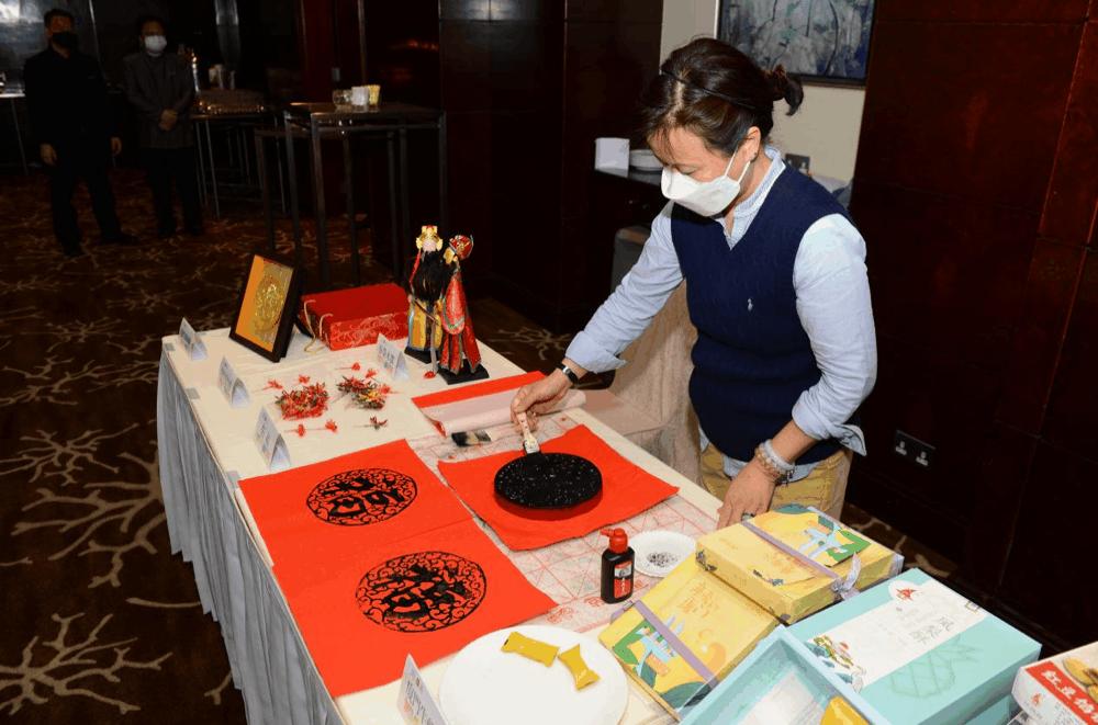 香港新晋的明星,现身厦门的香港明星