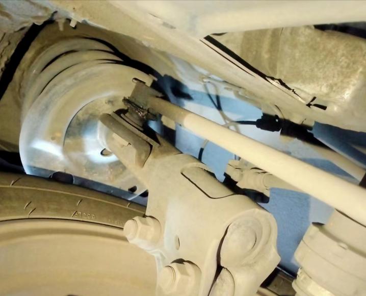 老rav4车翻新改造全过程,老款rav4比新款好太多