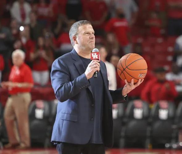 鲍尔默为什么20亿收购快船,蔡崇信和鲍尔默比赛视频