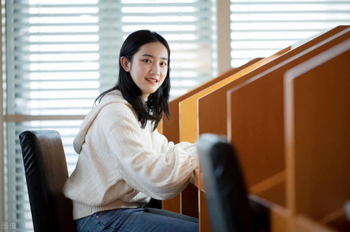 小老鼠的狂欢教案及反思中班,音乐游戏小花猫与小老鼠教案