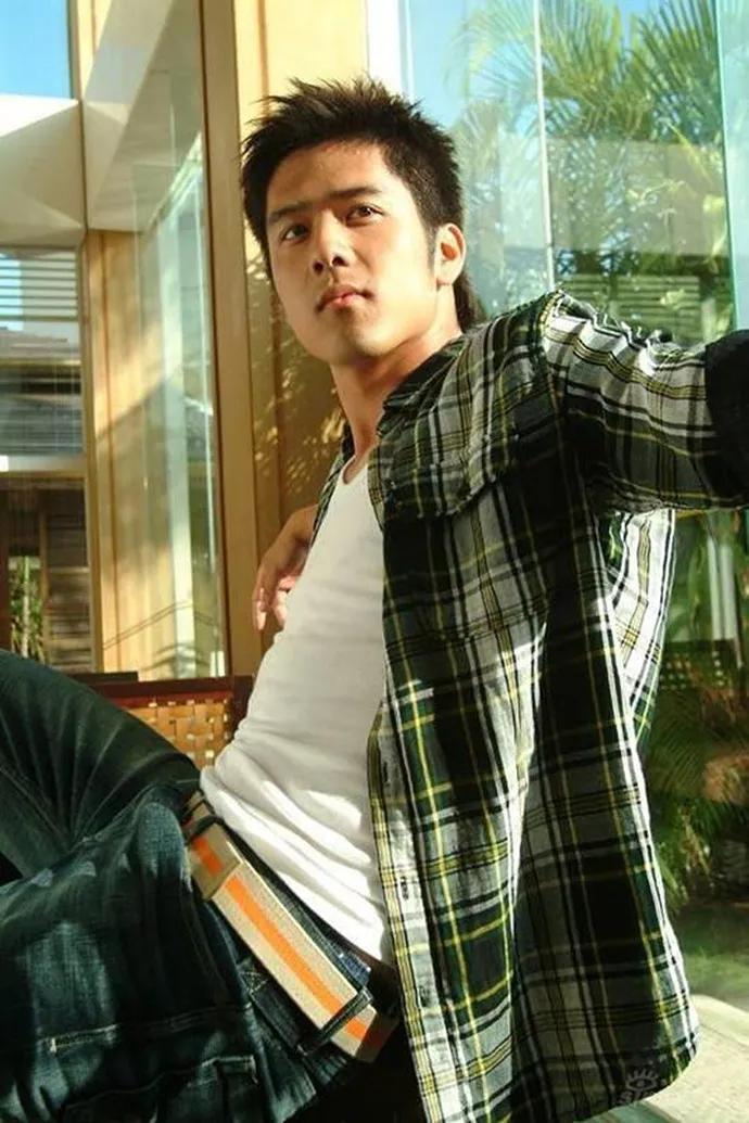 男生长太帅怎么办,男人太帅了也会有烦恼吗