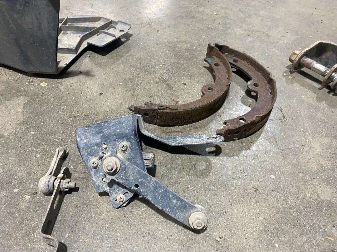 老爷子12代皇冠,12代丰田皇冠翻新改造全过程