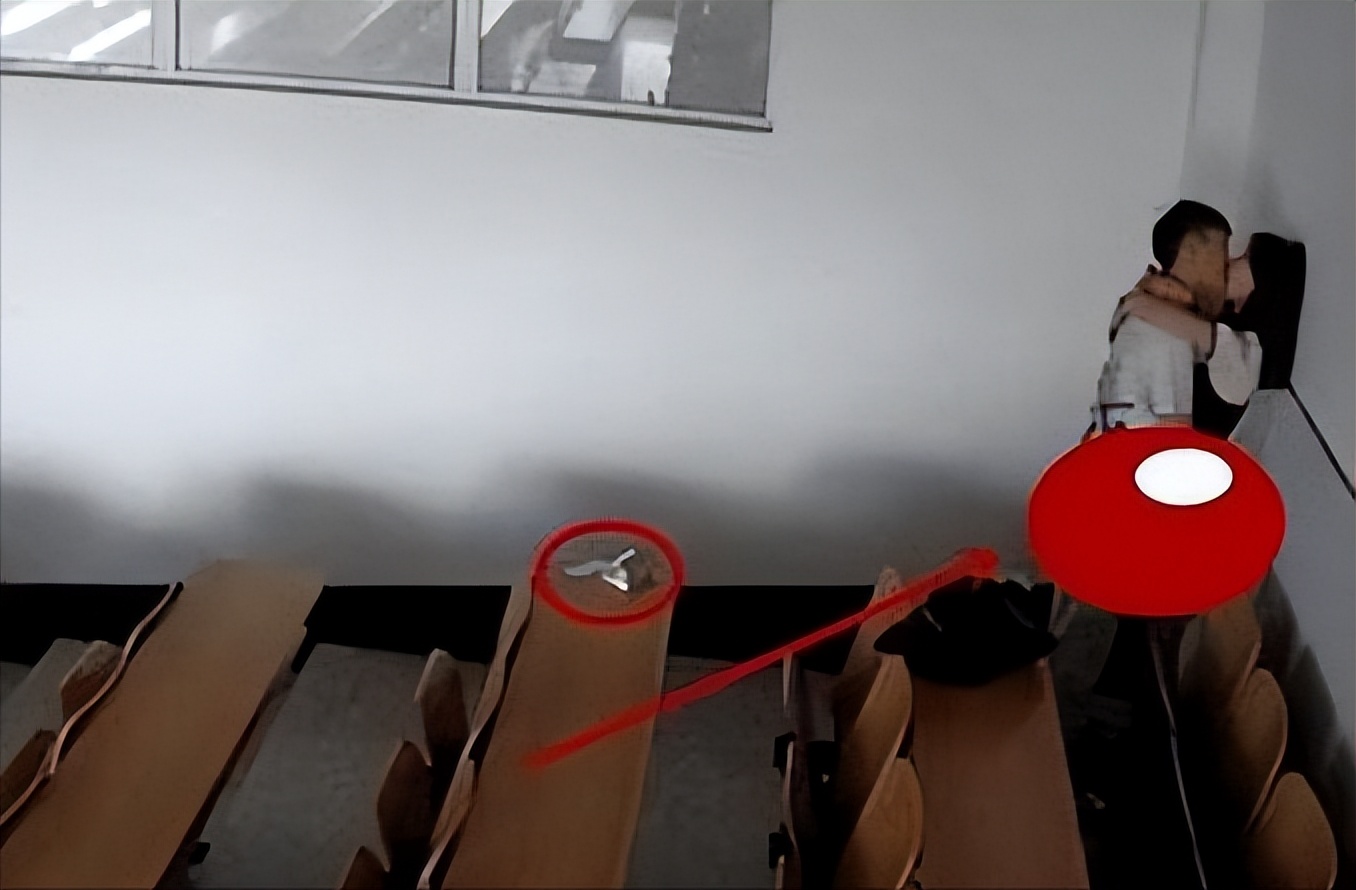 缇庨櫌瀛︾敓浣滀笟,缇庨櫌瀛︾敓鍦伴搧鐖