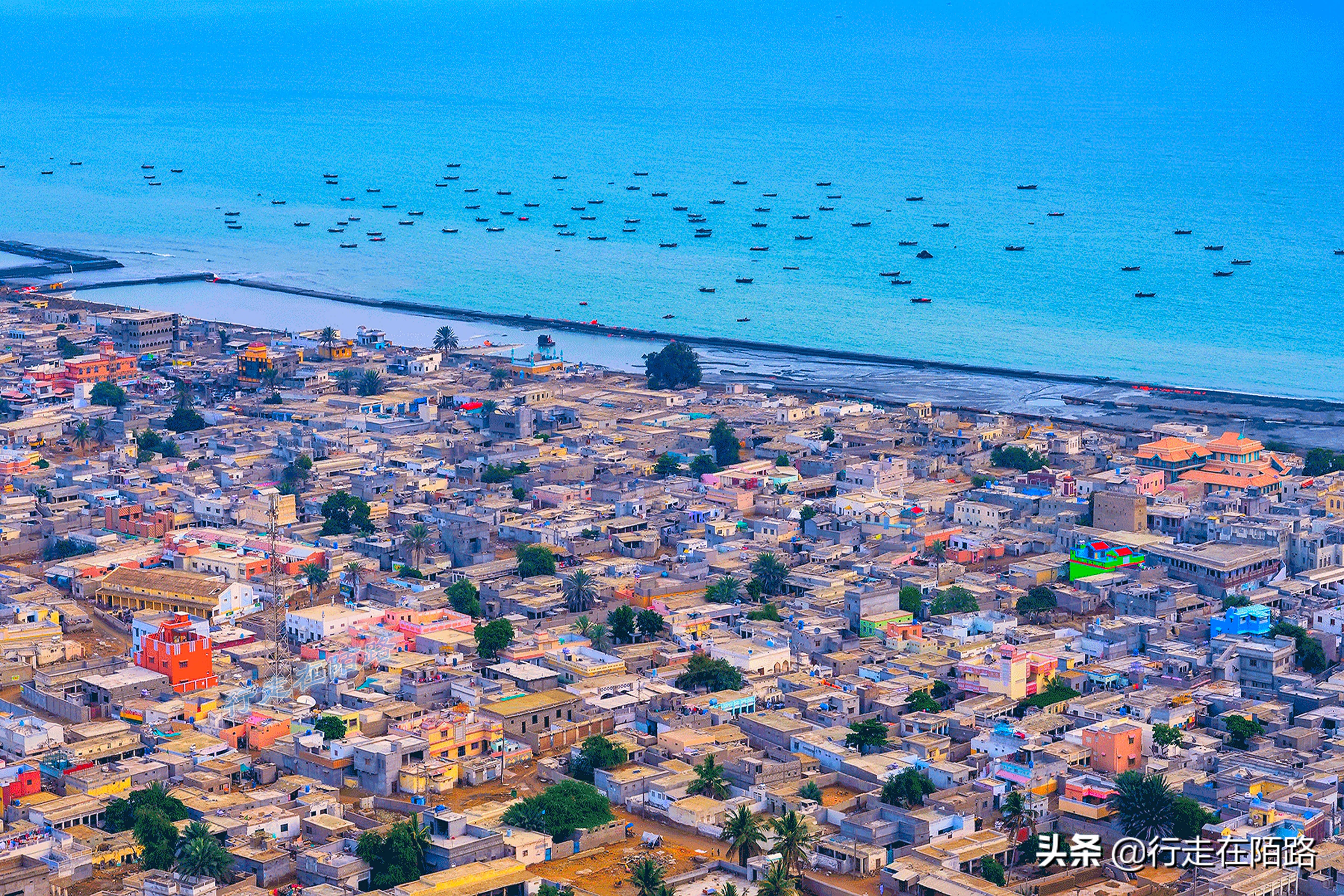 瓜达尔港为什么给新加坡运营,瓜达尔港40年运营权