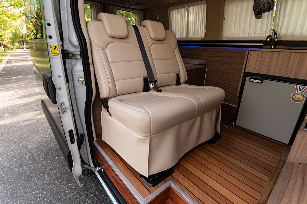 短小精干的b型房车,短小精悍的房车