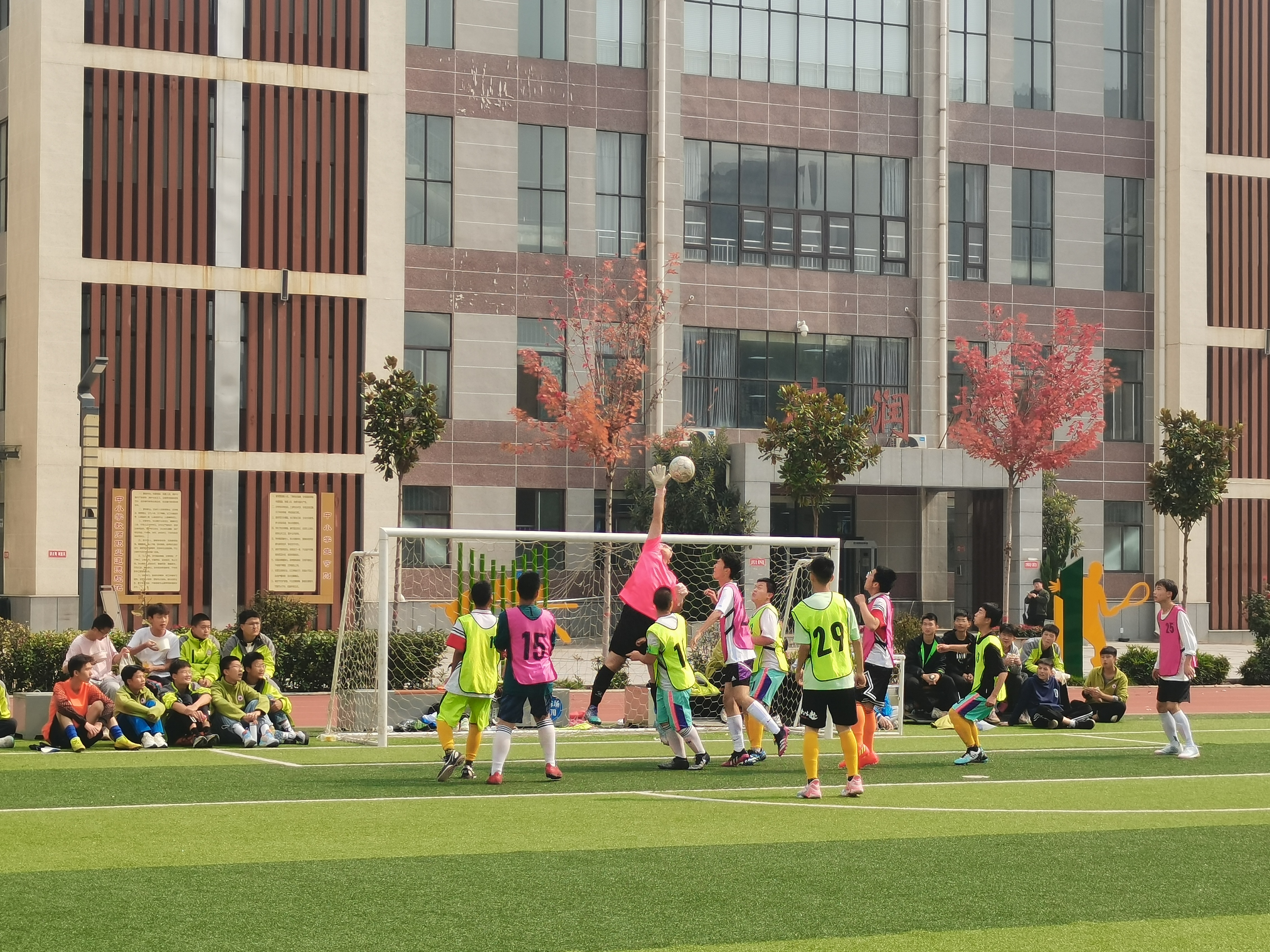 石油中学操场,石油青少年篮球赛