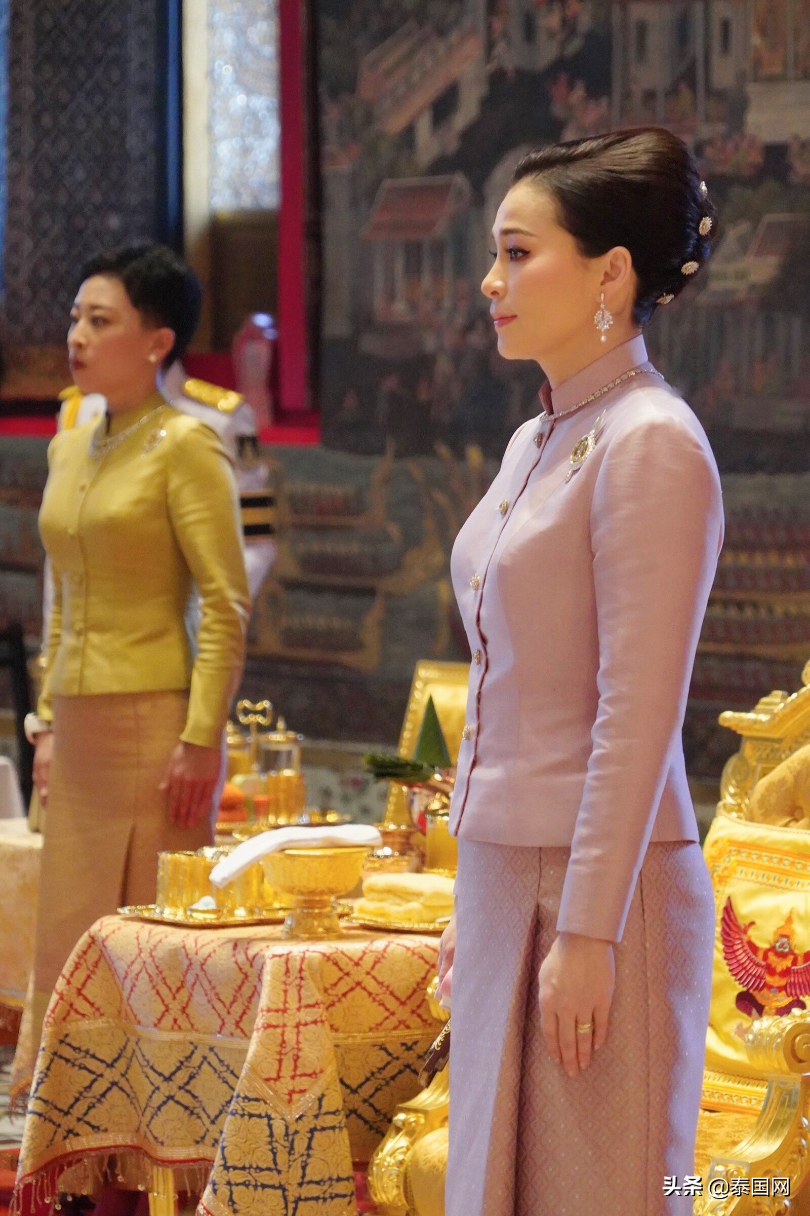 泰国节日三宝佛,泰国免费三宝佛节