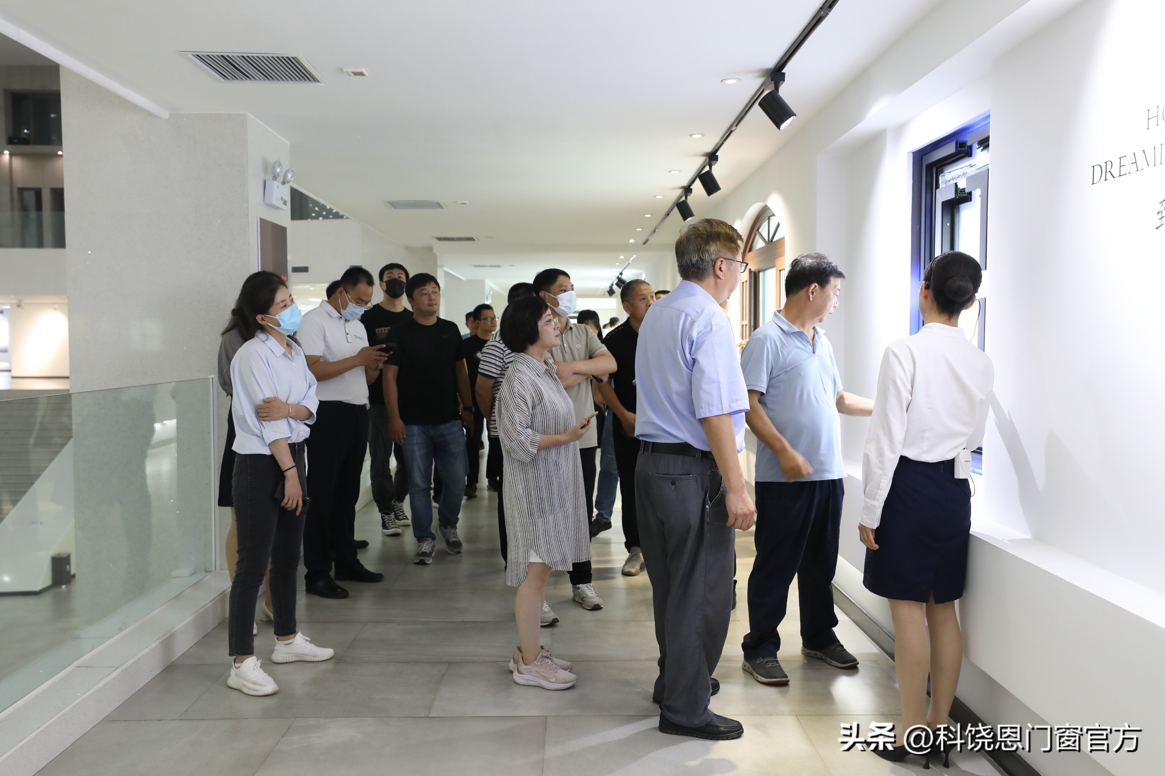 涓浗闂ㄧ獥骞曞琛屼笟鍗忎細,涓浗寤虹瓚闂ㄧ獥骞曞鍗忎細