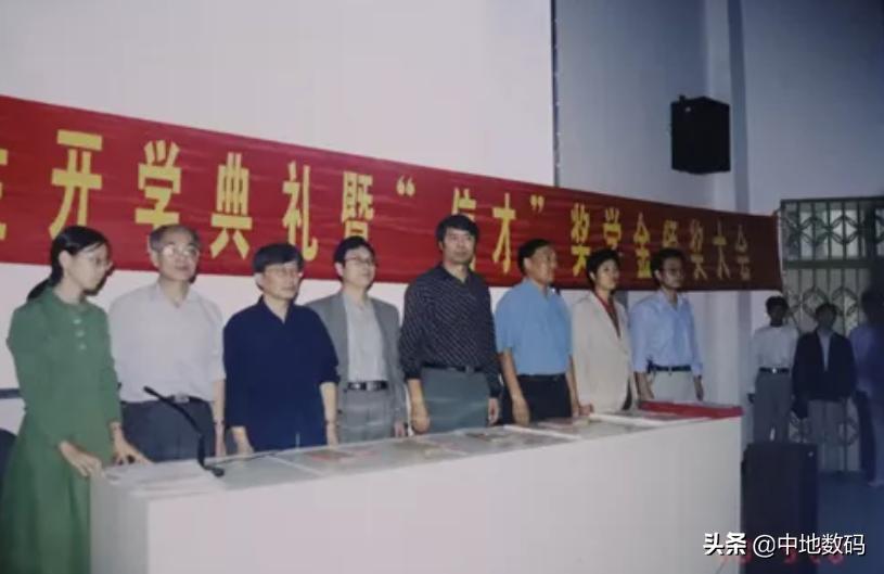 一件事记一辈子,一件事记了一辈子