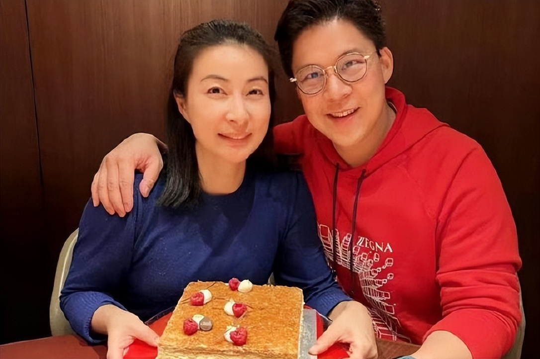 霍启刚住院了么,霍启刚发长文悼念郭晶晶