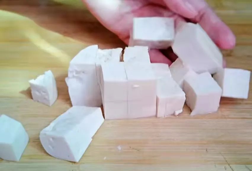 月嫂奶水不足食谱,月嫂催乳汤最下奶的一款