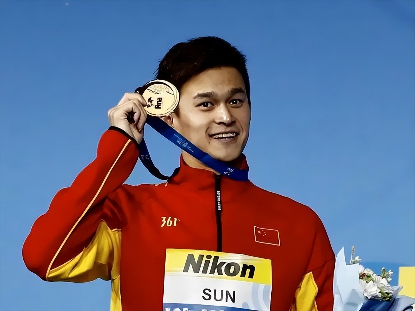 粉丝看直播不买遭骂,假冒劣品漫天吹,这7位明星带货吃相太难看