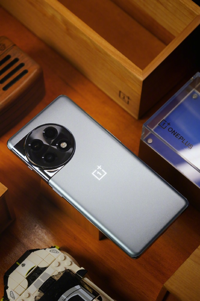 拍照好打游戏的性能好的旗舰手机,拍照好游戏性能好性价比高的手机