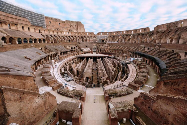 旧坦克藏黄金,旧坦克发现黄金