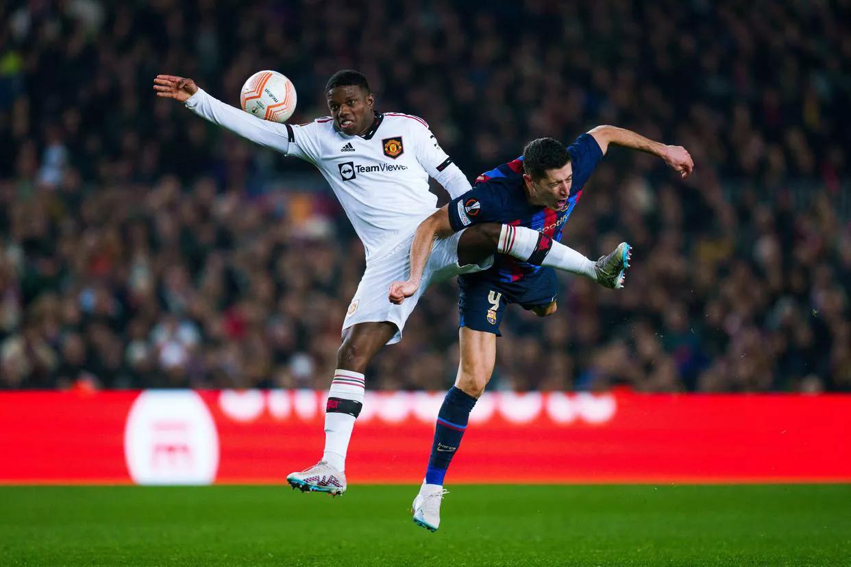 曼联对巴萨欧联杯,1999欧冠曼联巴萨拜仁