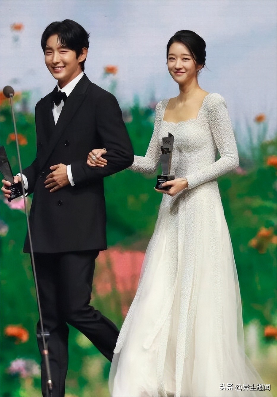 孙艺珍婚纱什么品牌,孙艺珍婚纱品牌