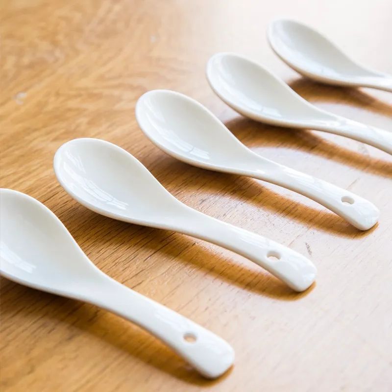 瓷勺柄怎么都有一个孔,陶瓷汤勺为什么会有一个孔