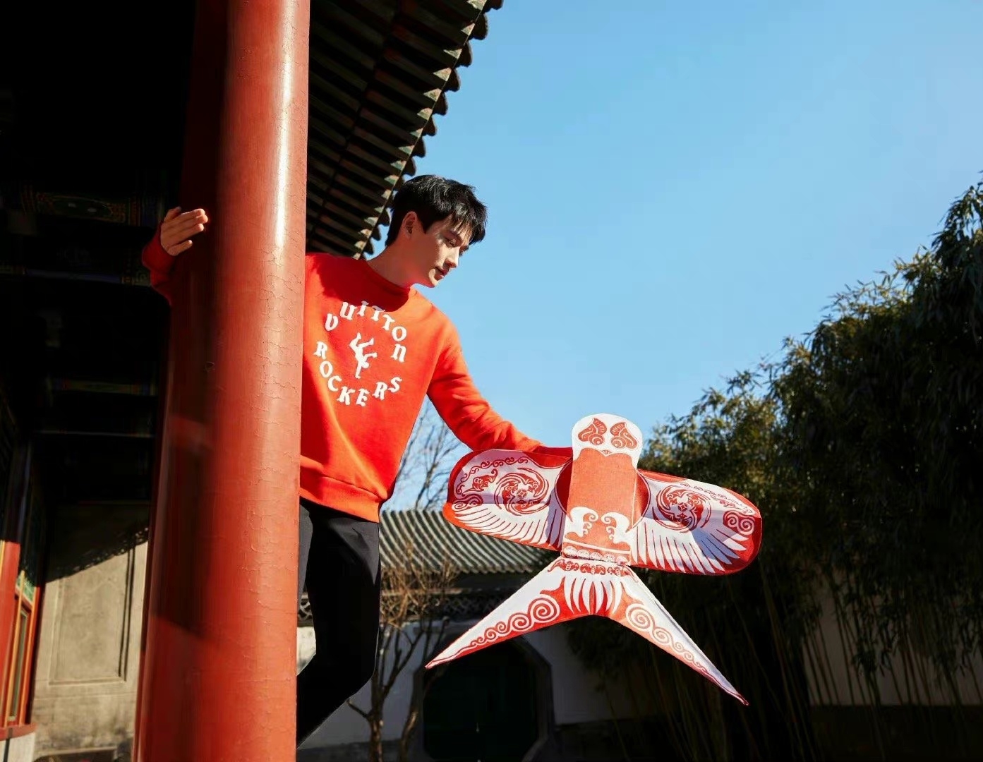 朱一龙春日风筝随拍,朱一龙风筝