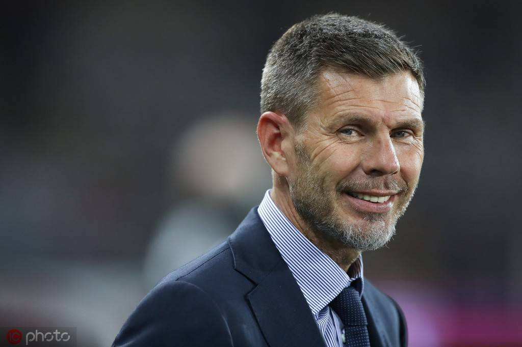 昔日英雄1-48集免费看,98年世界杯32强以及阵容