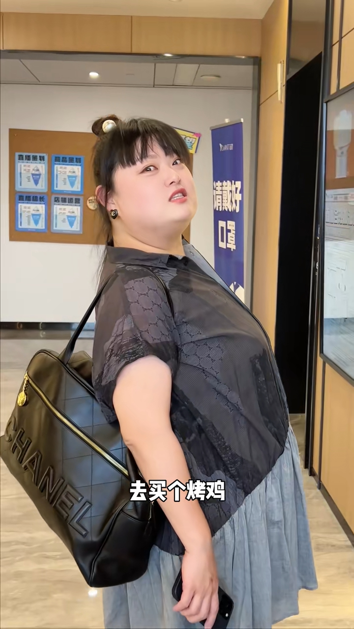 减肥一年！香港女星从260斤减到200斤，1天吃9顿胃口超好