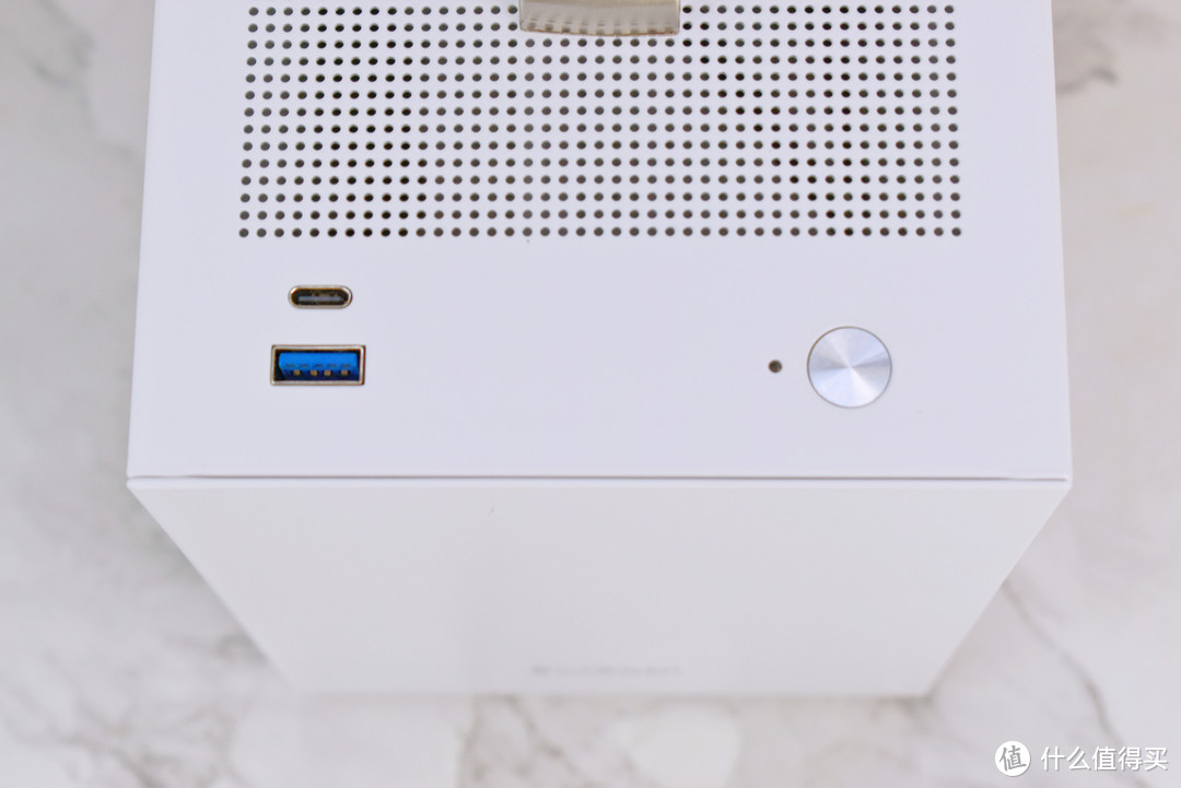 打造小钢炮,技嘉b660小雕主板接口解析