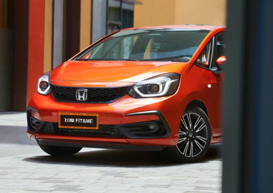 女生开车推荐车型十万左右,10万左右小女生开的新款车型