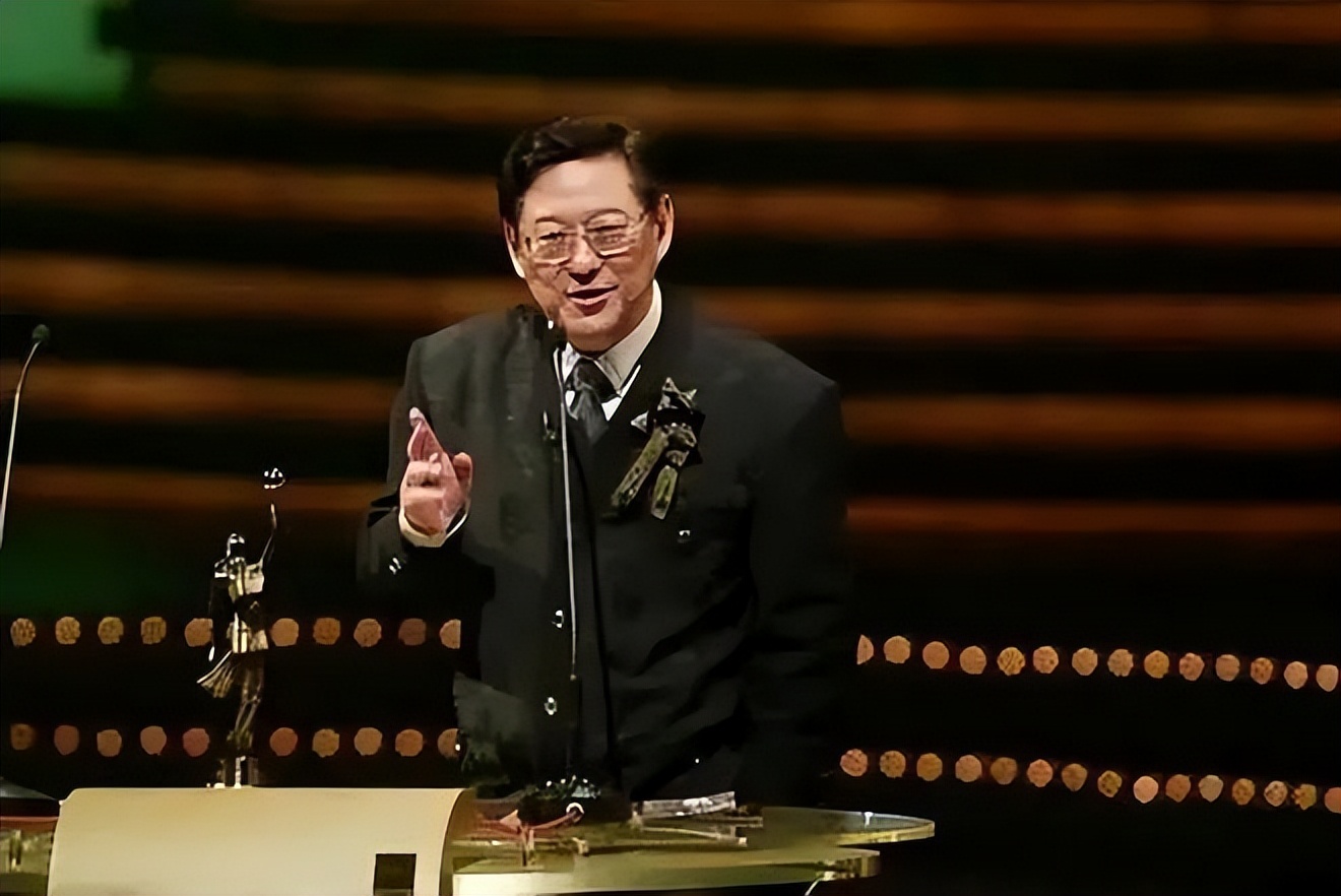 十八亿人都爱看的经典港片封神榜,终于明白当年港片为啥封神了