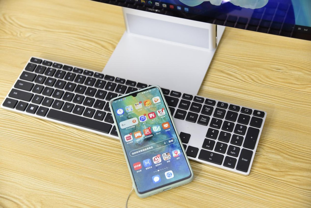 华为一体机matestationx对比imac,华为全新MateStationX一体机如何