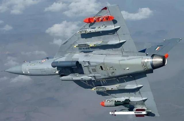 半主动雷达制导空空导弹,中程制导空空导弹