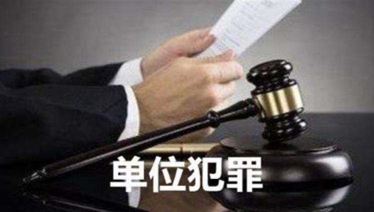 2300校服校方回应,学校订高价校服事件