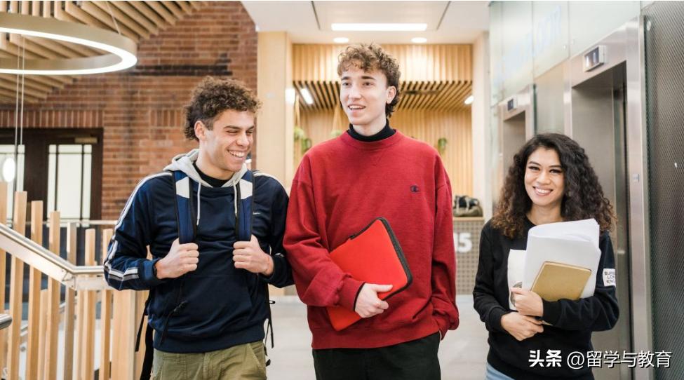 一键获取高考后留学英国实用攻略,高考了想去英国留学怎么办