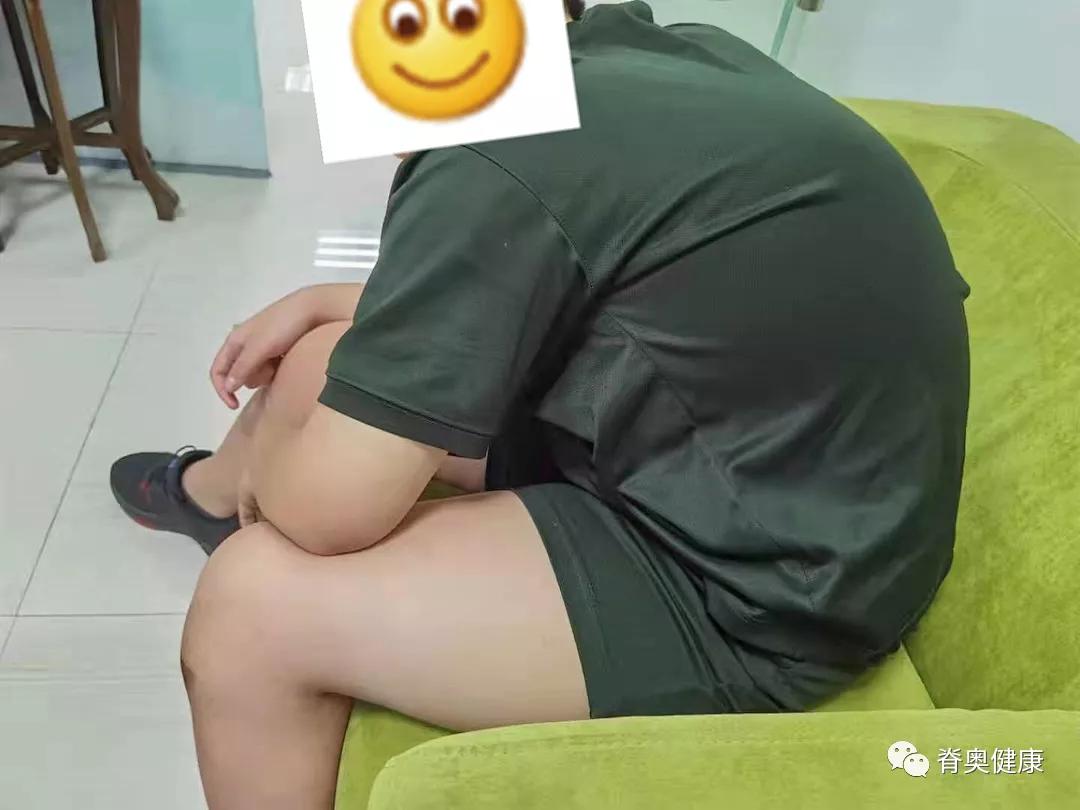 「胸椎后凸」小朋友怎么“老”了，该如何挺直脊梁？