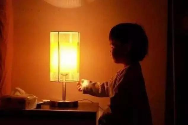 男孩早发育的症状是什么,男孩发育早好还是晚好