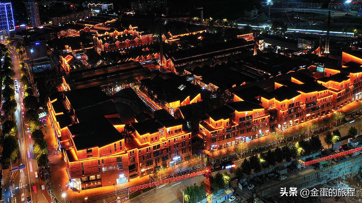 景德镇好玩的夜市卖陶瓷,景德镇陶溪川夜市瓷器