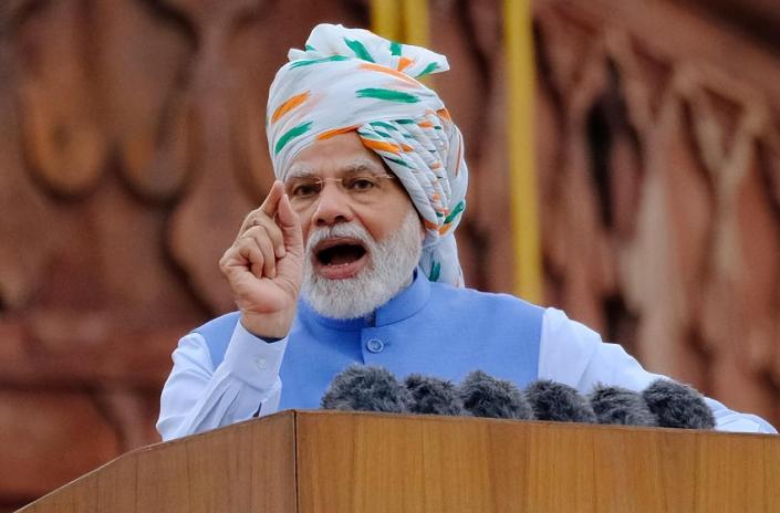 7.10:解放军说到做到!大批军机扑向台海，“统一方案”在岛内响起