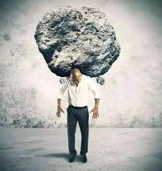 人到中年从焦虑到放飞自我,中年人的心酸和焦虑